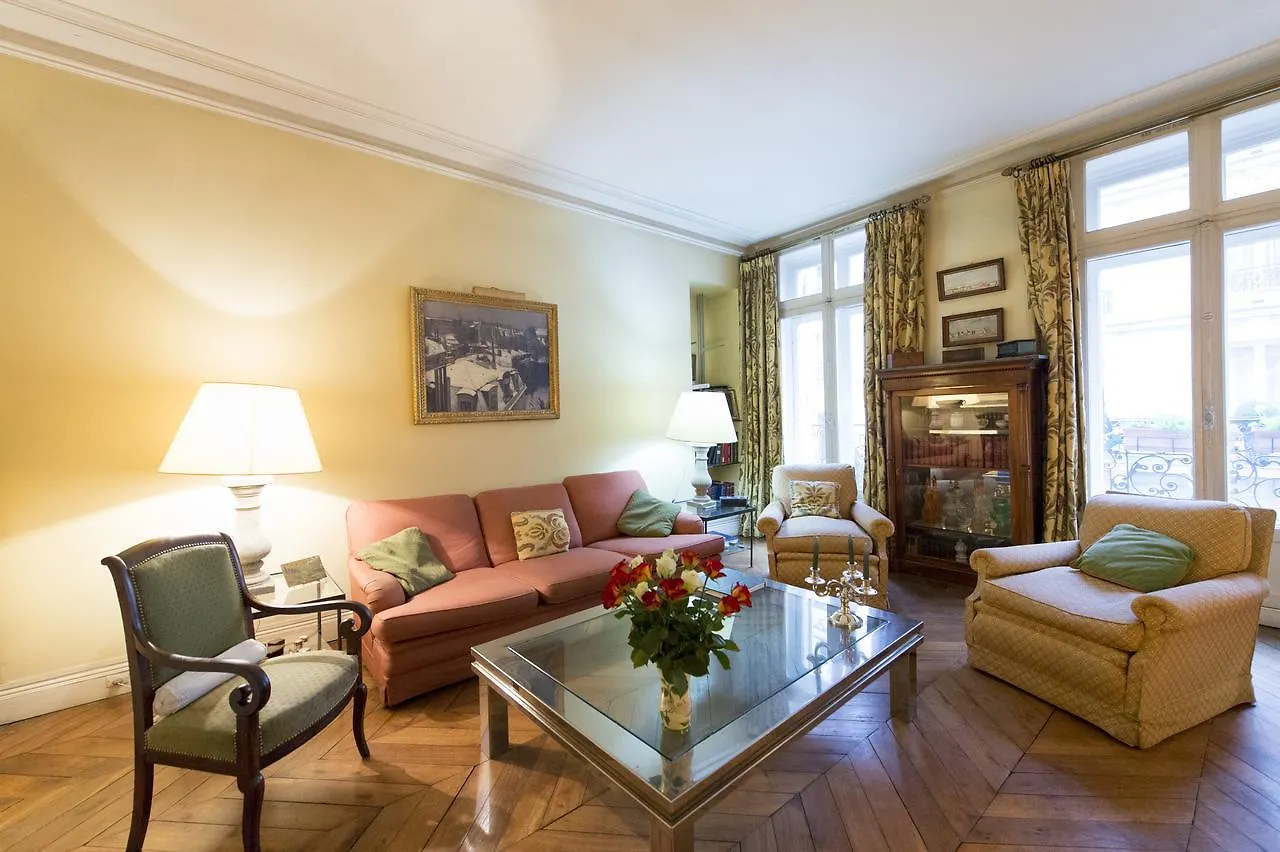 Veeve - Charming Bonaparte Paris France