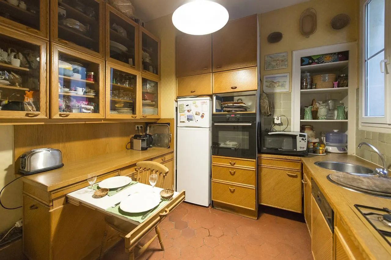 Veeve - Charming Bonaparte Paris Apartment